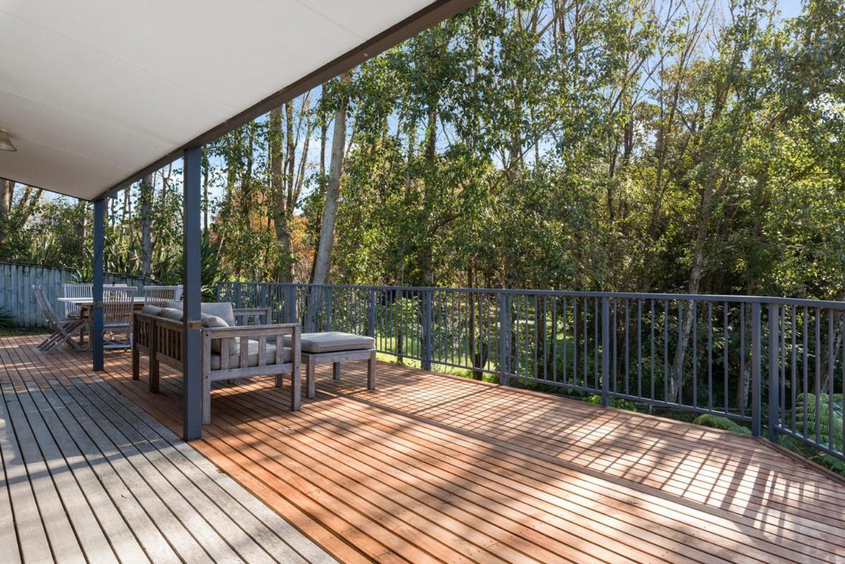 Kereru Retreat - Matakana Holiday Home Экстерьер фото