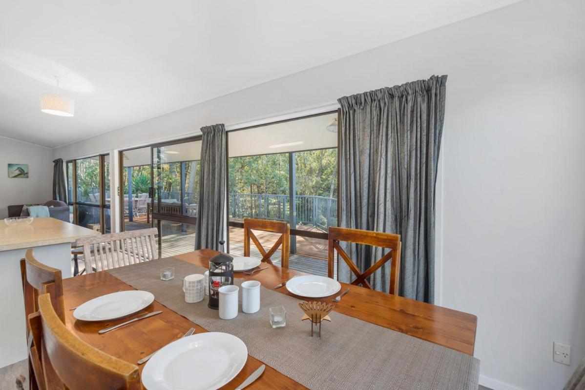 Kereru Retreat - Matakana Holiday Home Экстерьер фото